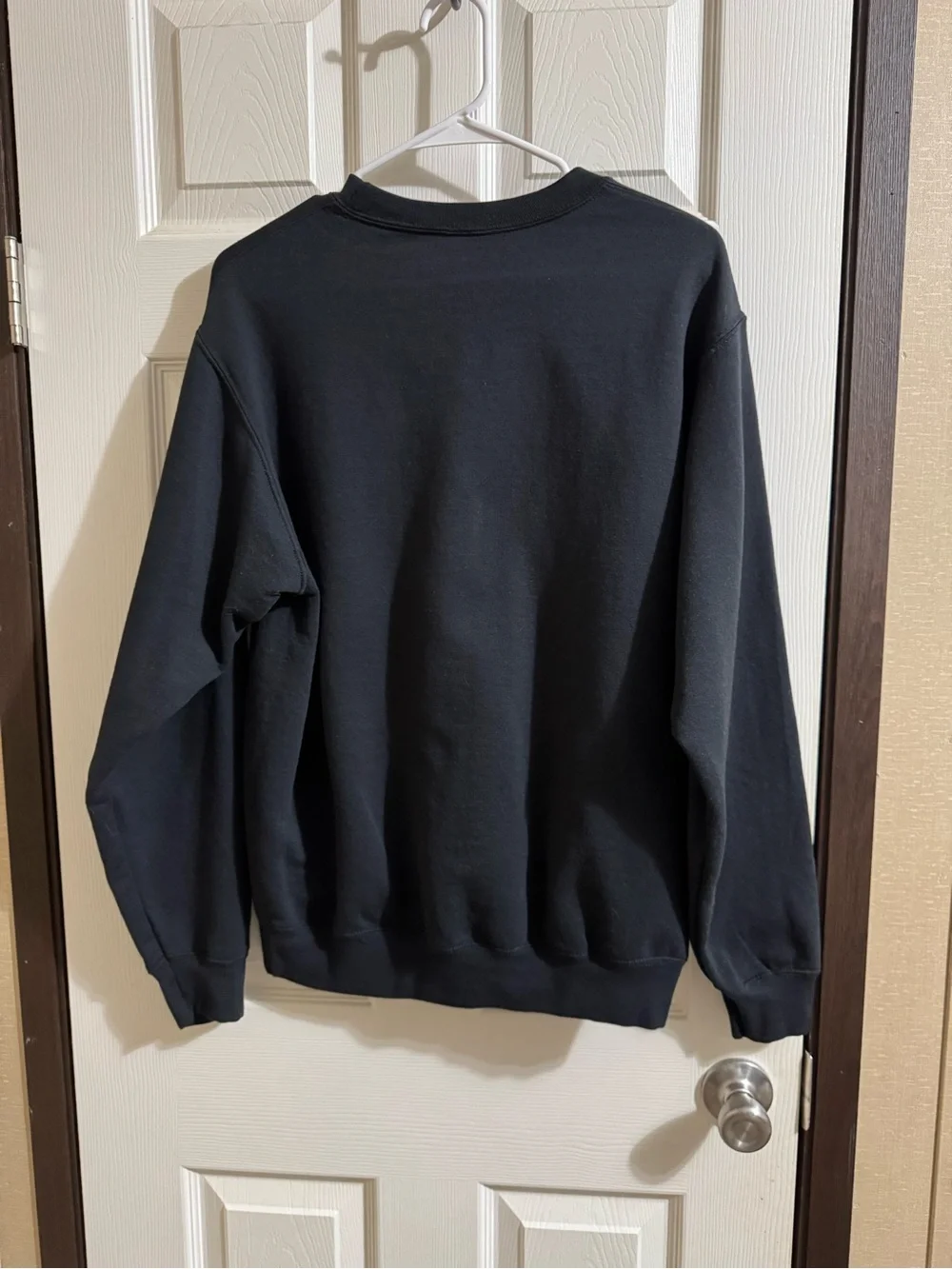 Checkered bow with ghost Sweatshirt size medium